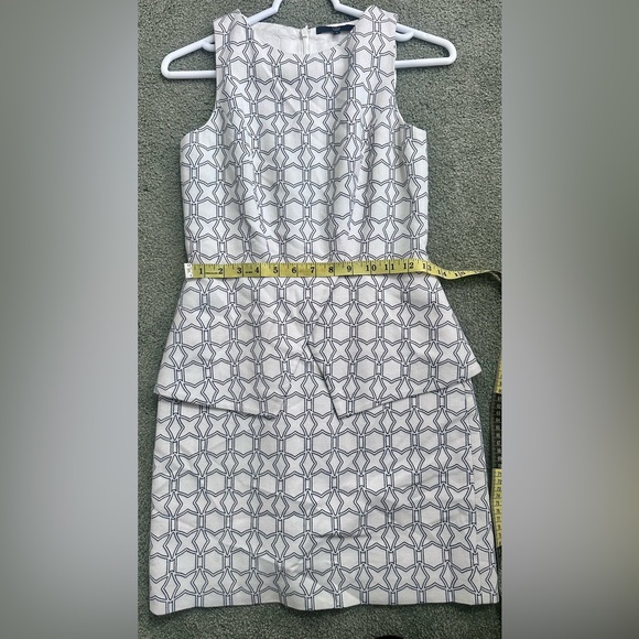Tibi White Geometric Sleeveless Dress size 0 - Picture 10 of 11